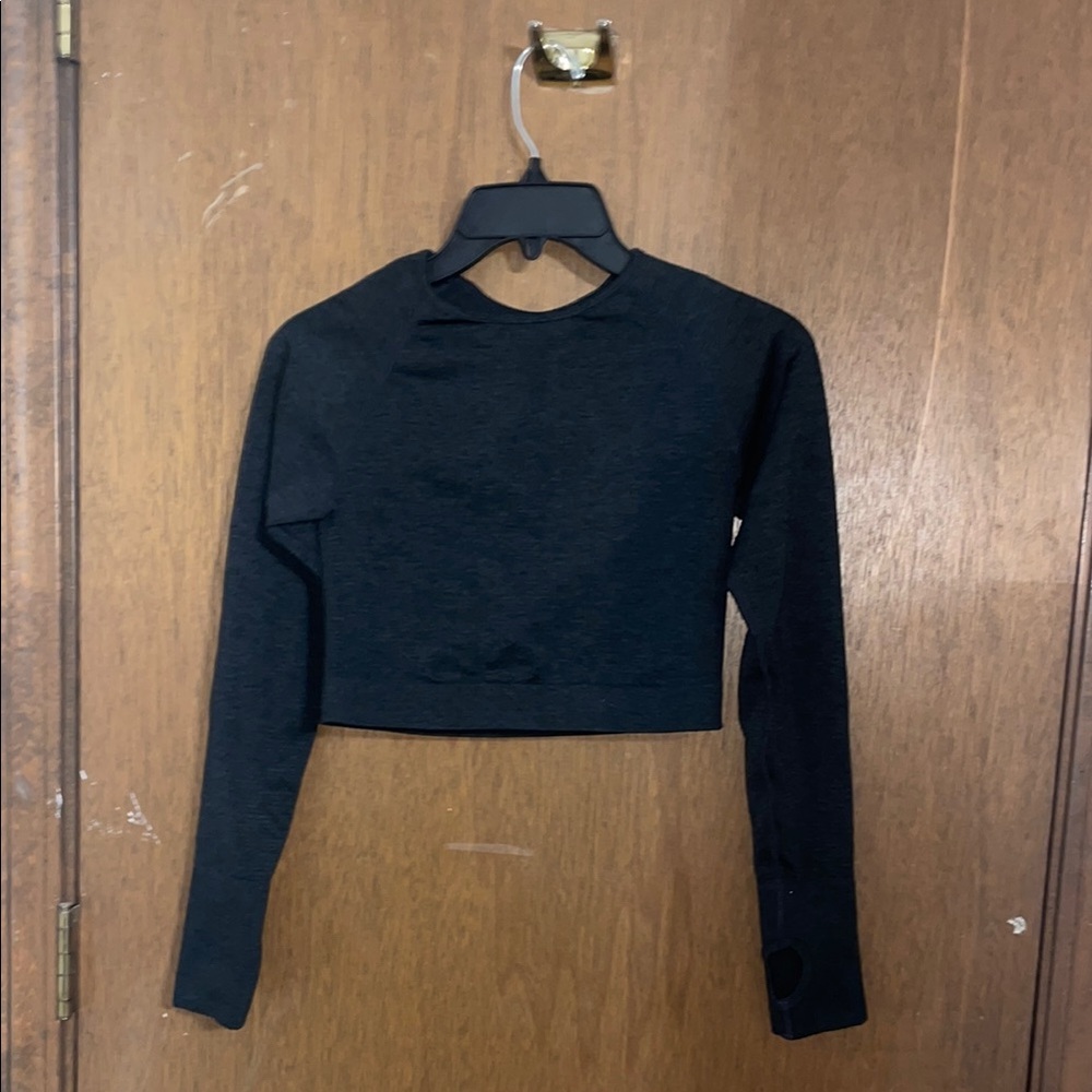 Women's Black Long Sleeve Crop Top